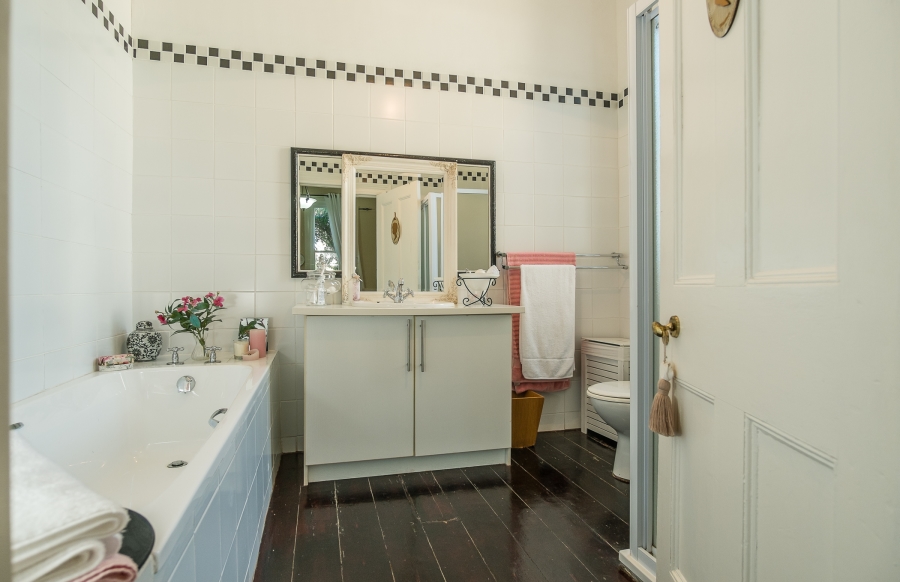 4 Bedroom Property for Sale in Claremont Western Cape